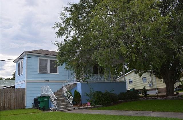 1st image of 1322 Allo Ave