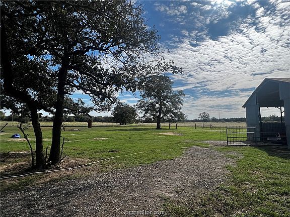3rd image of 6560 County Road 130