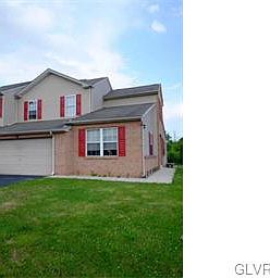 1st image of 821 Ward Dr