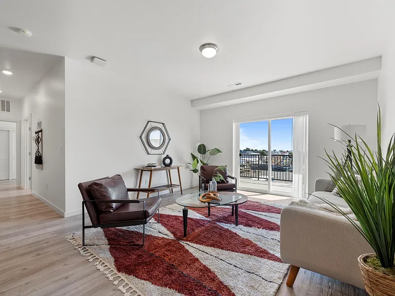 Columbia River Walk Apartments — Photo 120