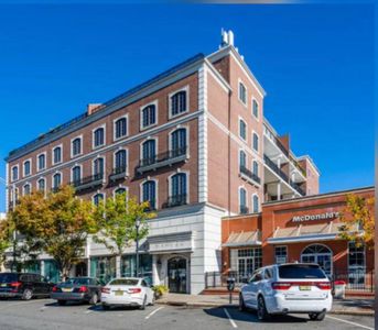 53 W Palisade Ave #Penthouse 3, Englewood, NJ, 07631