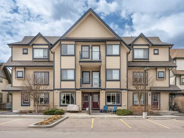121 NE Copperpond Cmn SE #410, Calgary, AB T2Z 5B6