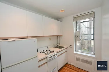 Rented by Bond New York