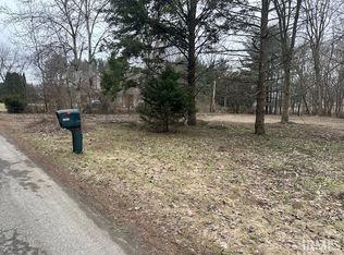 55131 Pear Rd, South Bend, IN 46628