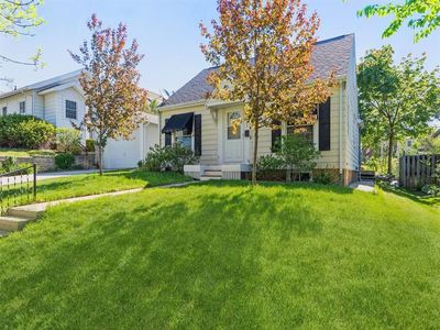 2127 E Ave Ne, Cedar Rapids, IA, 52402