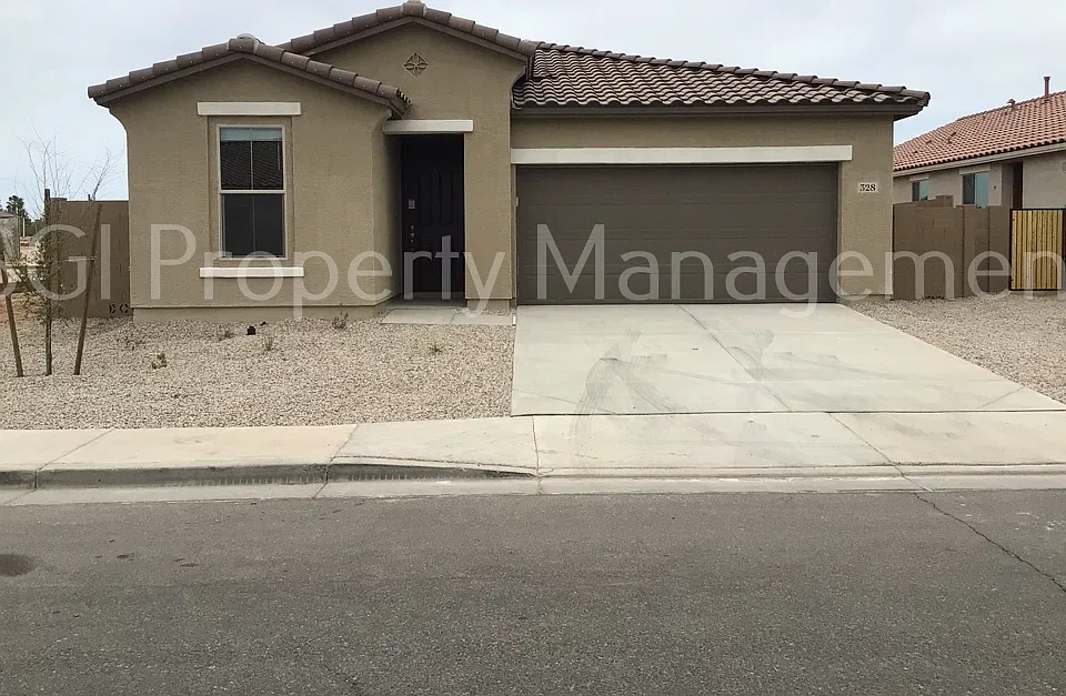 328 E Bahamas Dr