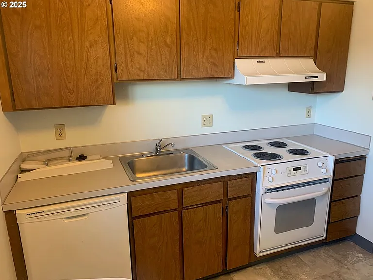 22331 SW Marshall St — Photo 5