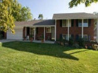 2490 E Dolphin Way, Cottonwood Heights, UT 84121