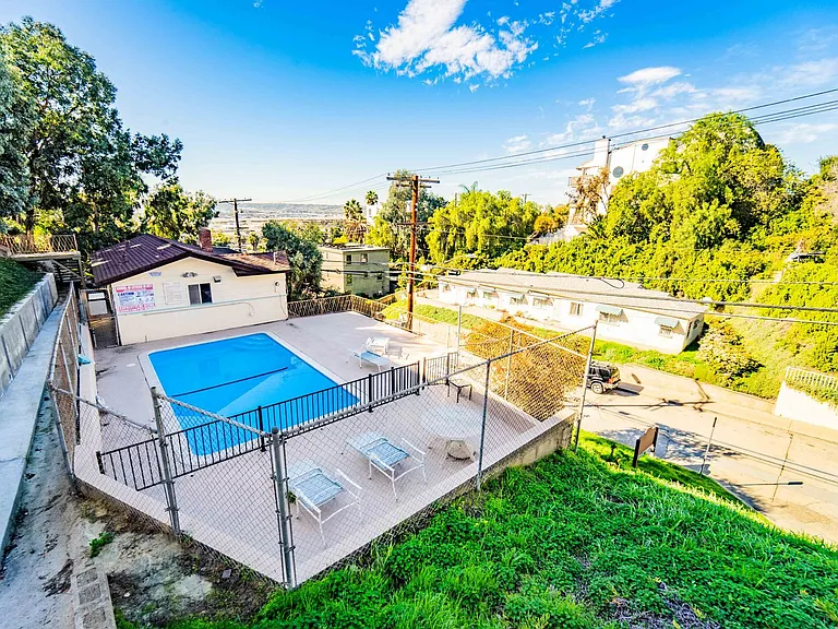 Overlook Point | Hillside Living in Mission Hills — Photo 20