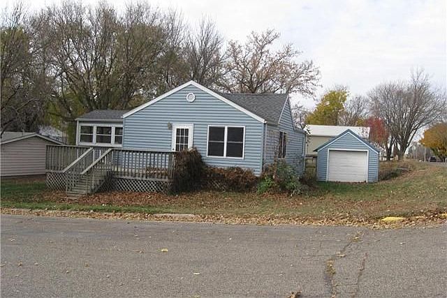1st image of 220 N 5th St
