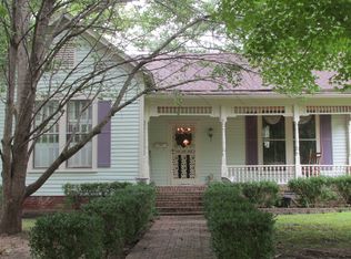 502 N Main St, Bolivar, TN 38008
