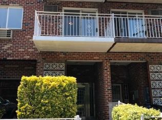 31-26 47th St #3, Astoria, NY 11103