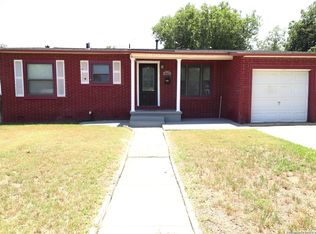 862 Cravens Ave, San Antonio, TX 78223