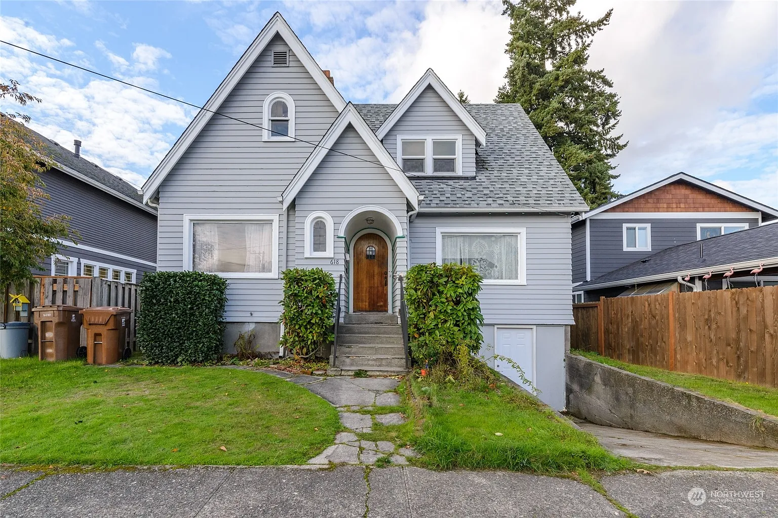 618 N Warner Street photo 1