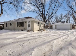 932 109th Ave NW, Minneapolis, MN 55448