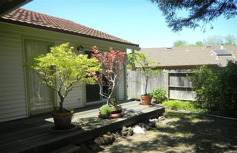 2nd image of 225 Webb Dr