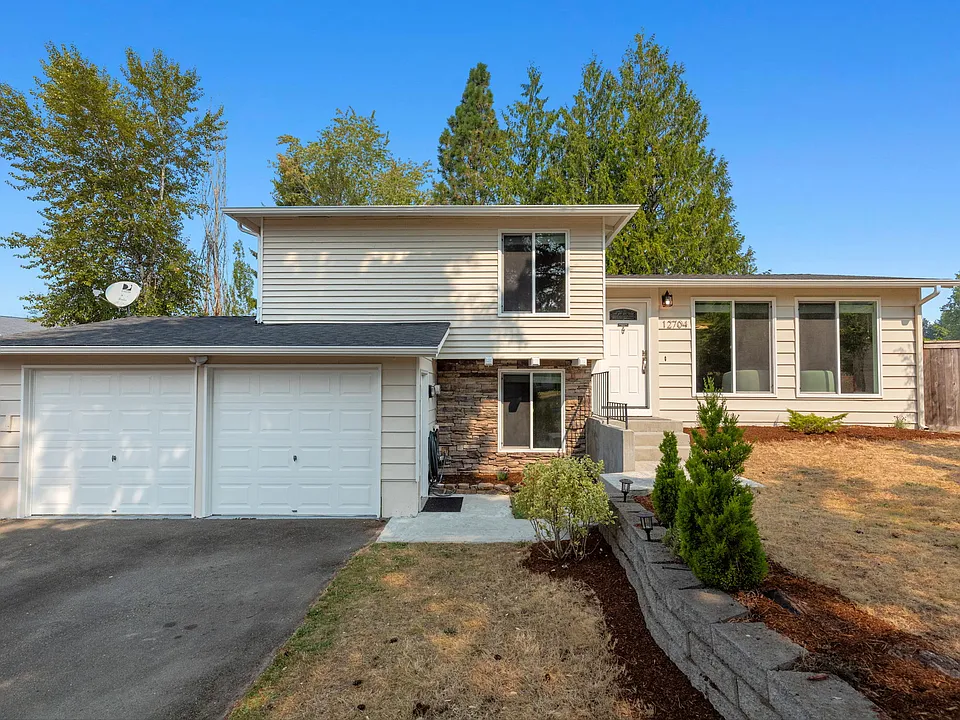 12704 NE 142nd Ct