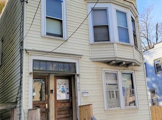 348 2nd St, Albany, NY