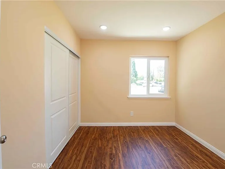 7630 Minstrel Ave — Photo 33