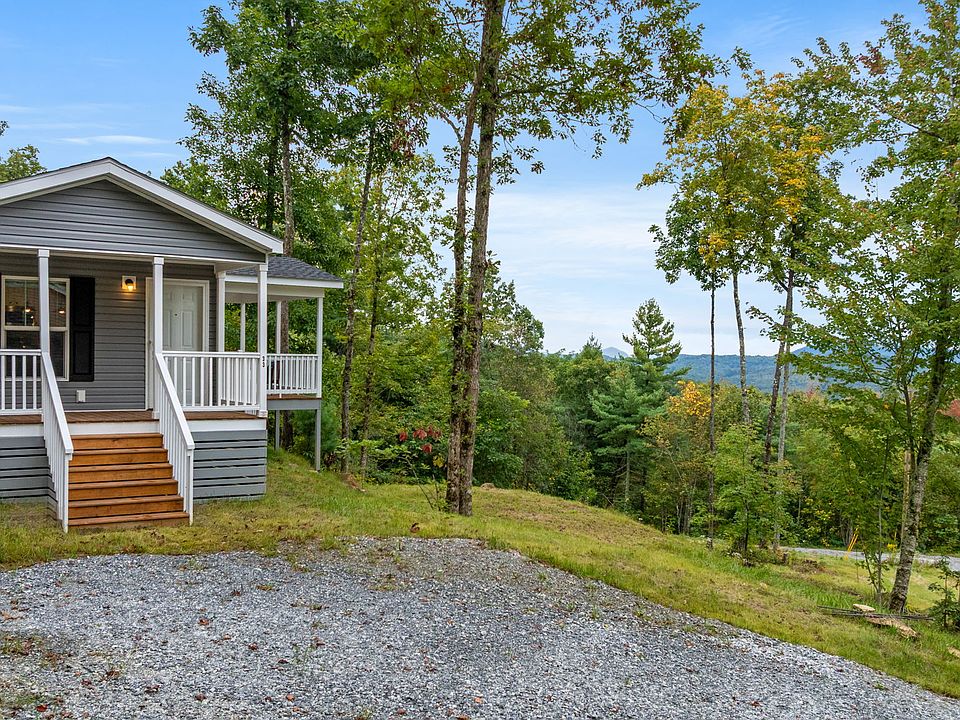 1st image of 725 Ridge Crest Lane