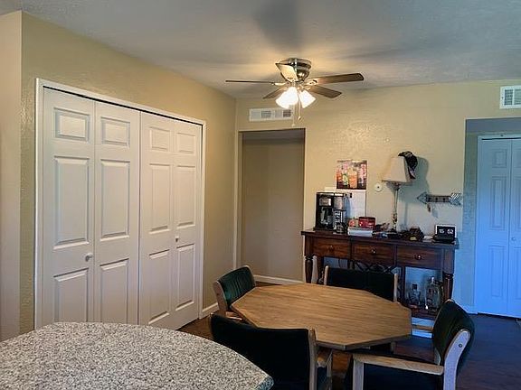 2nd image of 4952 Woodruff Dr