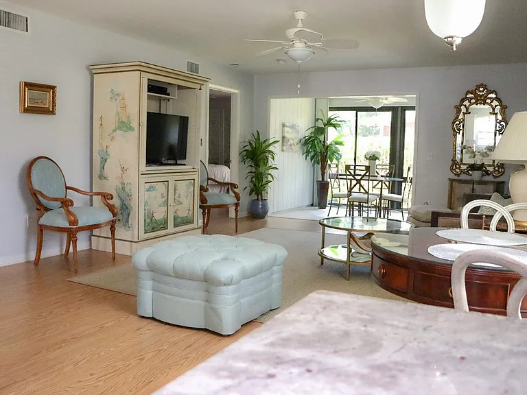 8388 SE Croft Cir #P-1 — Photo 2