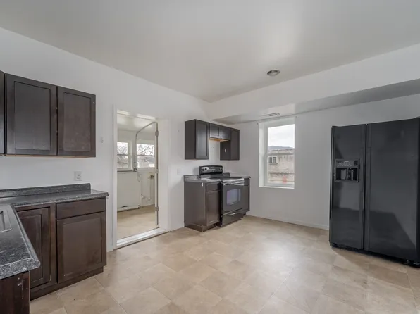 100 E Main St, Brevard, NC 28712