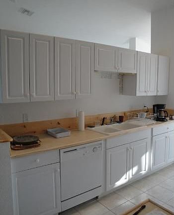 2nd image of 1003 Pine Ave