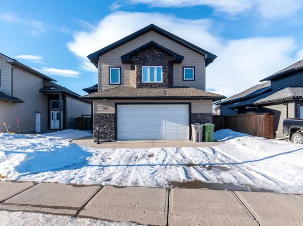 7108 E 39a St, Lloydminster, AB T9V 3M3