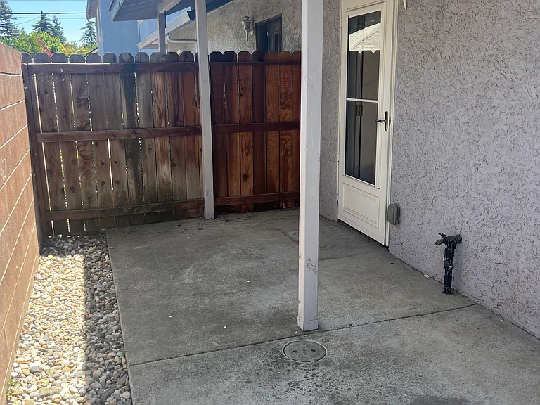 274 Stephens St — Photo 21