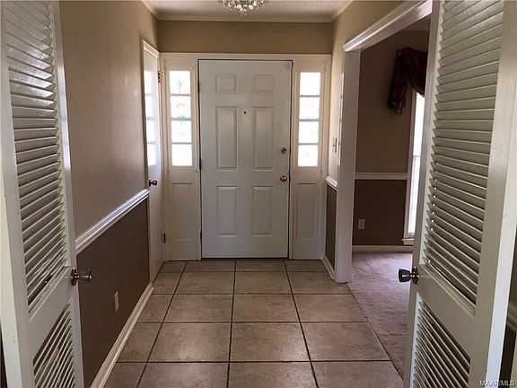 2nd image of 5313 Thornhill Dr