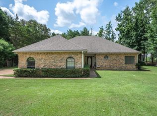 343 Meadow View Path, Holly Lake Ranch, TX 75765