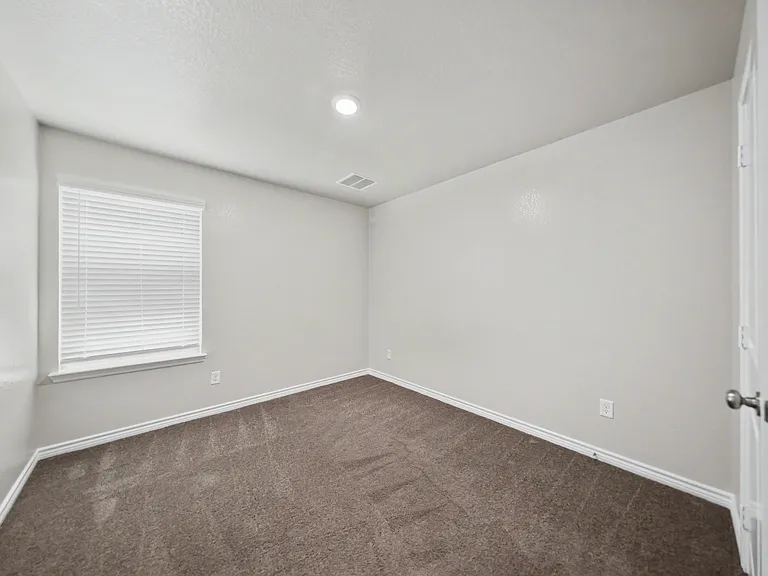 604 Double Vision Rd — Photo 16