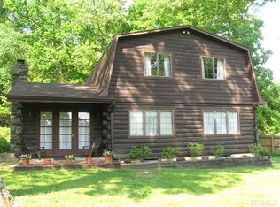 7 Mountain Rd, Wappingers Falls, NY 12590
