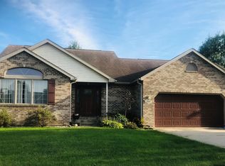 244 Tulip Cir, Bremen, IN 46506