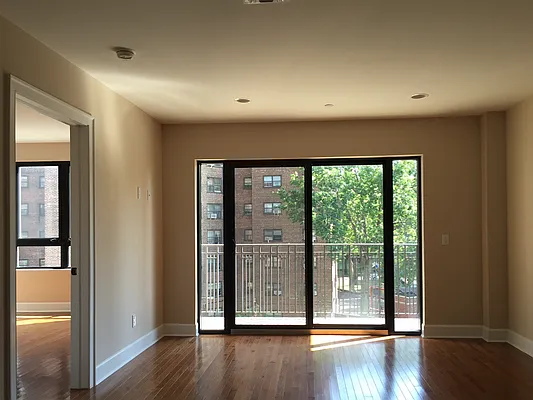 Rented by CiCi Realty Corporation | media 24
