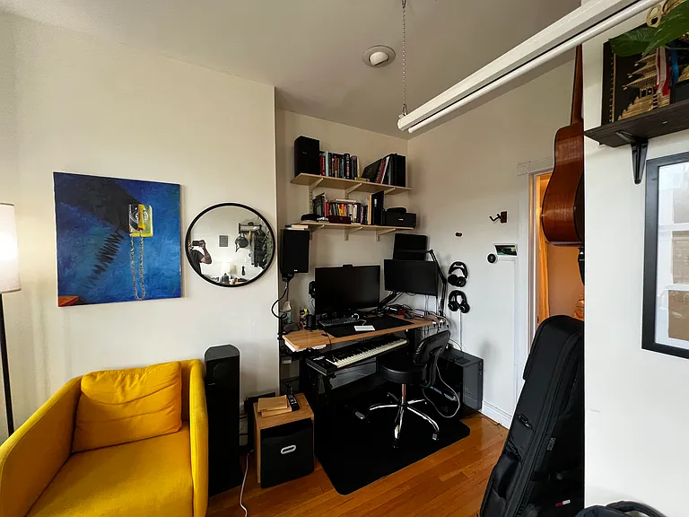 605 Massachusetts Ave #6 — Photo 3