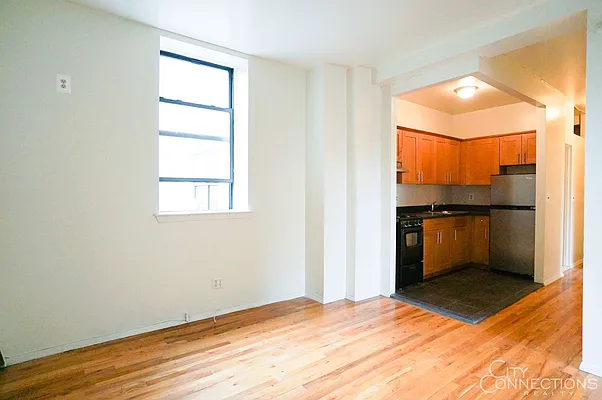 Rented by City Connections Realty | media 24