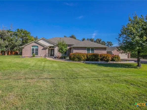 43 Branding Iron Dr, Morgans Pt Resort, TX 76513