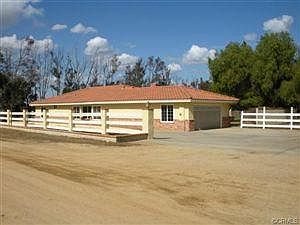 2nd image of 21980 Alameda Del Monte