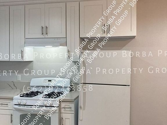 5th image of 2552 Cedar Ave APT C