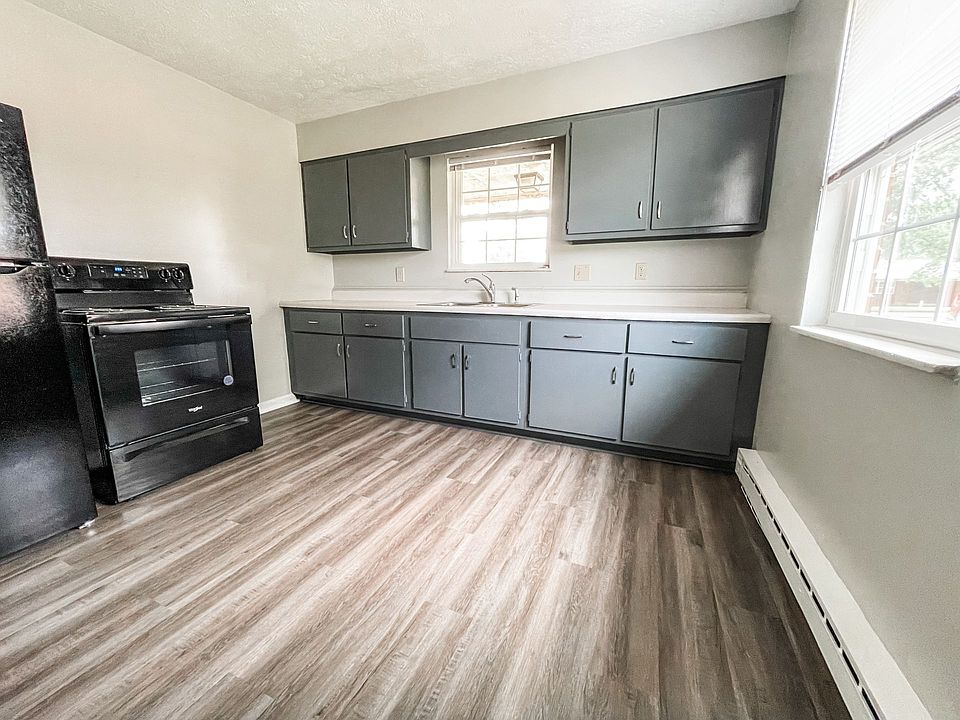 1st image of 1871 W State Road 32 #8B