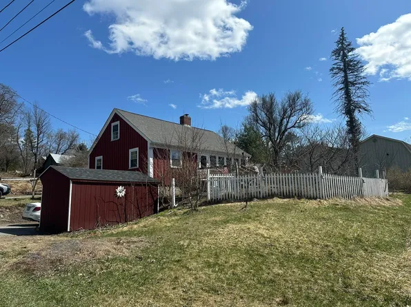 86 Sanger Circle, St. Johnsbury, VT 05819