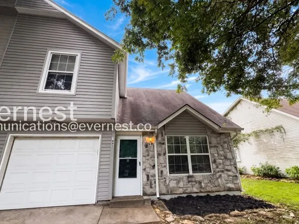 1041 Dean Dr, Grain Valley, MO 64029