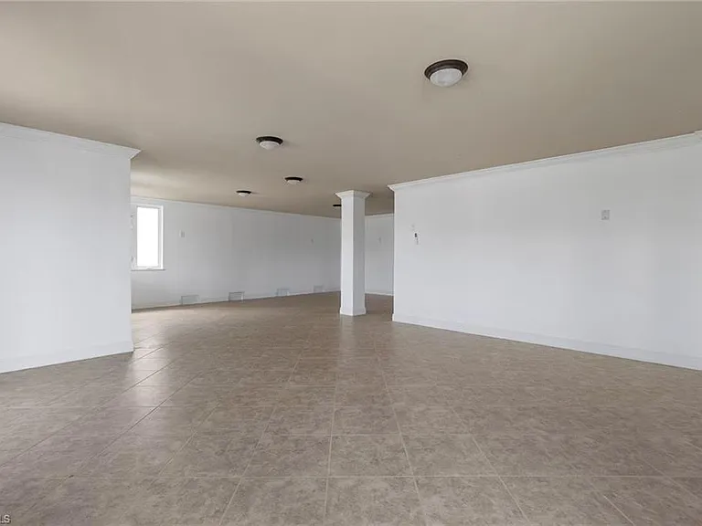 27806 Forester Dr W — Photo 30