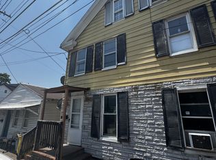 302 N High St, Martinsburg, WV 25404