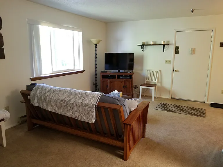 1038 Bonnieview Ter — Photo 31