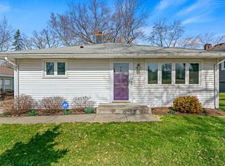 317 Division St, St Charles, IL 60174