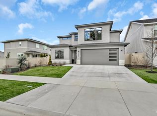 3224 W Forsythia Dr, Boise, ID 83703