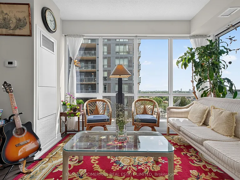 9090 Yonge St #1010 — Photo 5